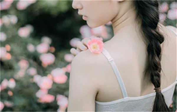新华香港胎儿多大能鉴定性别(香港抽血验男女预约) 新华香港胎儿多大能鉴定性别(香港抽血验男女预约)